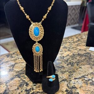 Elegant Gold and Turquoise Jewelry Set